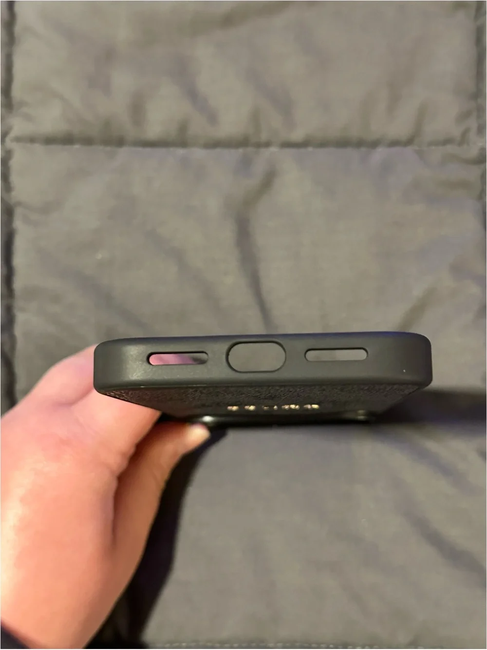 BRAND NEW GUESS MagSafe Compatible Phone Case for iPhone 17 Pro Max - Gray